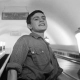 ТЕСТ: сможете ли угадать название фильма по звучащей в нем песне о Москве?