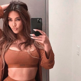 Лень – двигатель прогресса: Ким Кардашьян завела домашнего робота-помощника