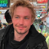 Стали известны внушительные гонорары Александра Петрова за работу в кино и на сцене