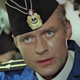 Тест: угадайте известный советский фильм по кадру с моряками и матросами