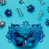 Тест для самых наблюдательных: угадайте знаковый советский фильм по актеру в маске