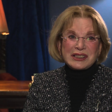 У 84-летней Максаковой начались проблемы со здоровьем после падения на сцене