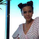 Придерживающая живот рукой Самойлова сделала заявление: Скрывать нет возможности