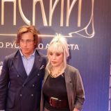 Пугачева и Галкин* пытались вывезти из России внушительный список ценностей