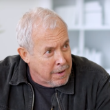 Живущий за границей Андрей Макаревич* столкнулся с финансовыми проблемами