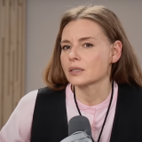 Любовь Толкалину заметили в объятиях избивавшего жен Башарова