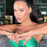 Решетова отреагировала на слухи о подаренной ей квартире Тимати