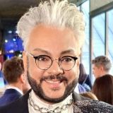 Обгоревший Киркоров спешно покинул Россию