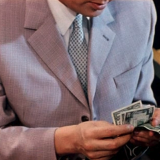 Тест: угадайте фильмы из СССР об ушлых антикварах по 1 кадру