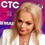 Лариса Долина опять оказалась замешана в скандальную историю с продажей квартиры: новая жертва