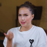 Переживавшая из-за внешности Загитова заговорила об услугах пластических хирургов