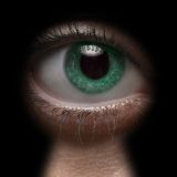 Секс под принуждением и побои в особняке: какие жуткие тайны Иглесиаса вышли наружу