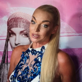 Волочкова впервые раскрыла подробности близости с известным российским певцом 