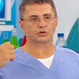 Мы превращаемся в "желеобразных": Мясников призвал срочно вернуть на кухни эту советскую привычку