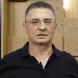 "20 лет меня не слышат": Мясников раскрыл правду о напитке, который спасает мозг от деменции