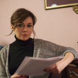 Слезы под проливным дождем: 7-летняя дочь Заворотнюк совершила душераздирающий жест на могиле матери.